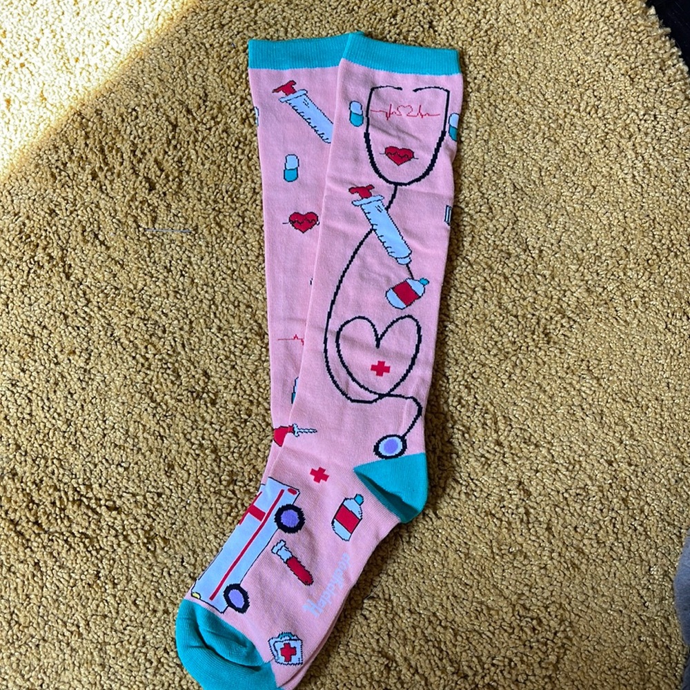 New Happy Pop Doctor/nurse socks 5️⃣5️⃣5️⃣